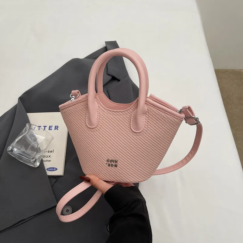 2025S Urban Chic Women's Crossbody – Color-Block Shoulder & Handheld Bag for Spring/Summer - Image 11