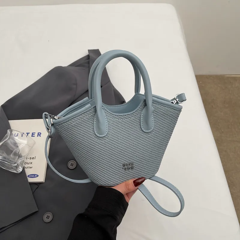 2025S Urban Chic Women's Crossbody – Color-Block Shoulder & Handheld Bag for Spring/Summer - Image 9