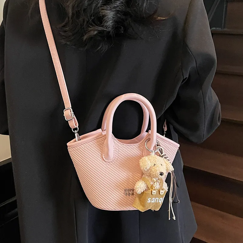 2025S Urban Chic Women's Crossbody – Color-Block Shoulder & Handheld Bag for Spring/Summer - Image 12