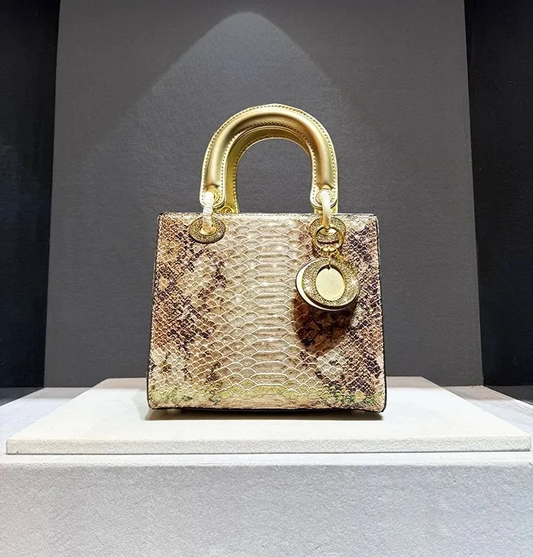 2025S Luxe Snake Skin Pattern Shoulder & Crossbody Handbag – Designer Edition - Image 8