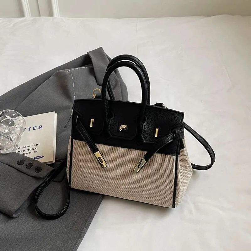 Women’s Premium Lychee Pattern Shoulder & Crossbody Tote Bag – Color Contrast Fabric, Large Capacity, Classic Commuting Handbag - Image 3