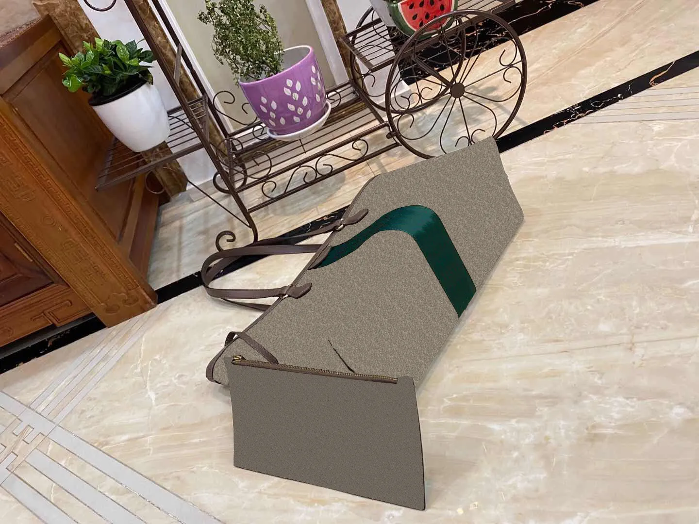 Retro Designer Composite Tote Bag for Women – Luxury Leather Shoulder & Crossbody Handbag with Classic Pattern - Image 8