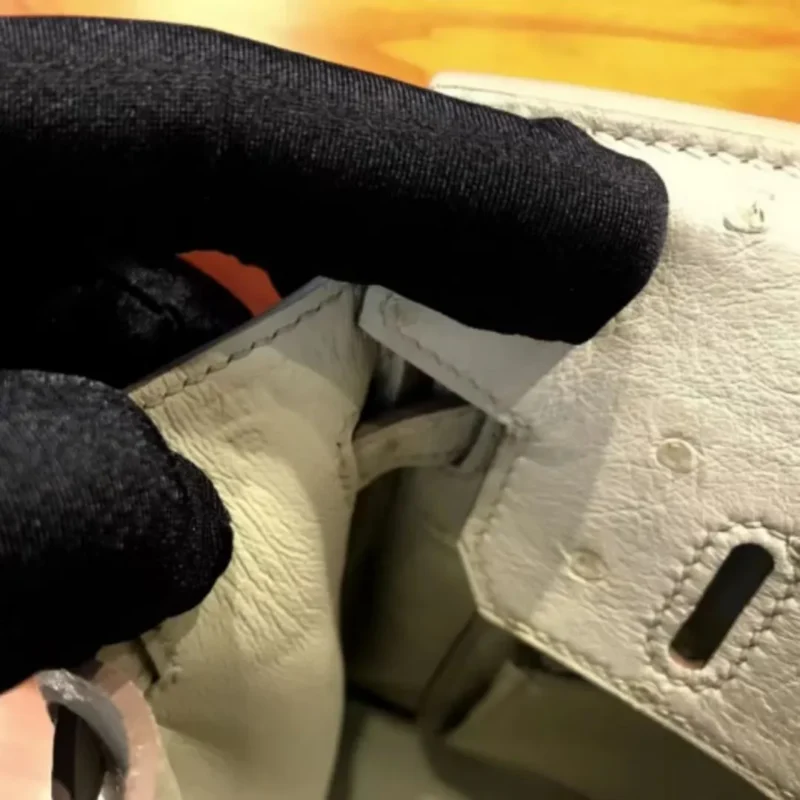 1d8e08c8-2697-4afe-a732-26fc01bd6a90