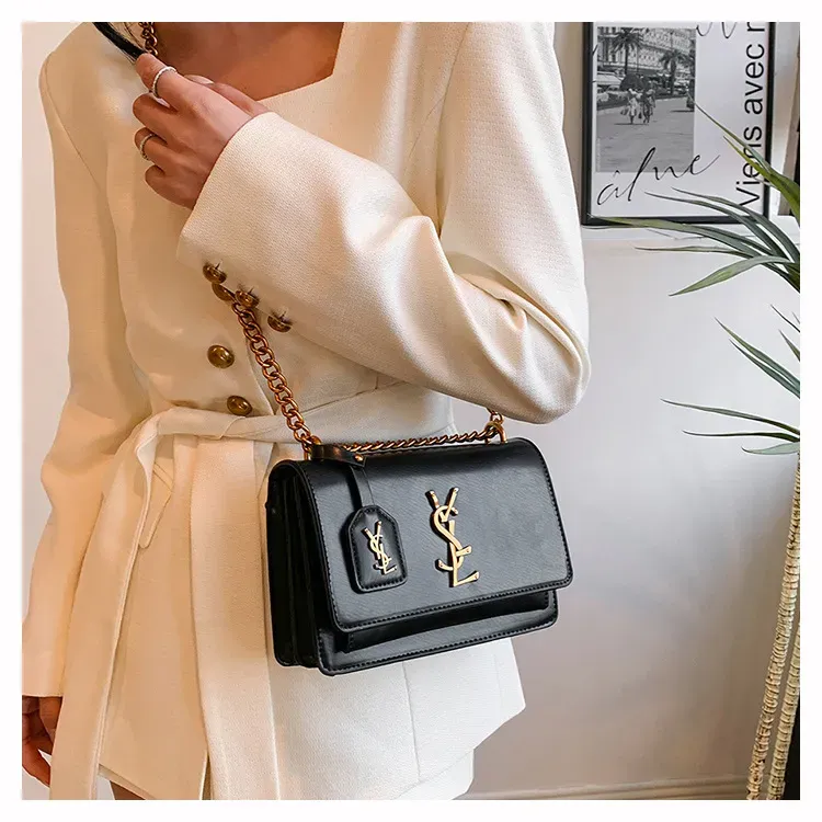 2025 Best-Selling Elegant Chain Shoulder Bag – Trendy Small Square Crossbody for Women - Image 6