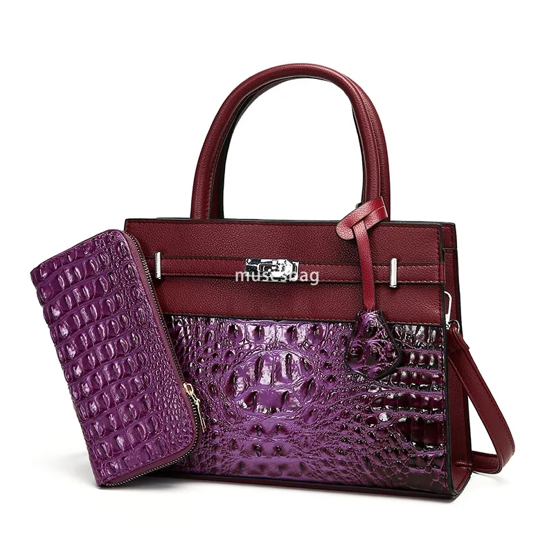 Designer Retro Crocodile Pattern Tote – High-Quality European & American Style, Large Capacity, Versatile Fashion Bag - Image 4