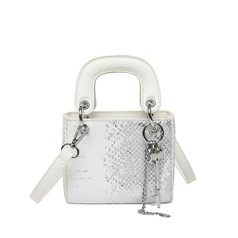 2025 Gradient Diamond Designer Handbag – Retro High-End Shopping Bag with Free Shipping - Image 9