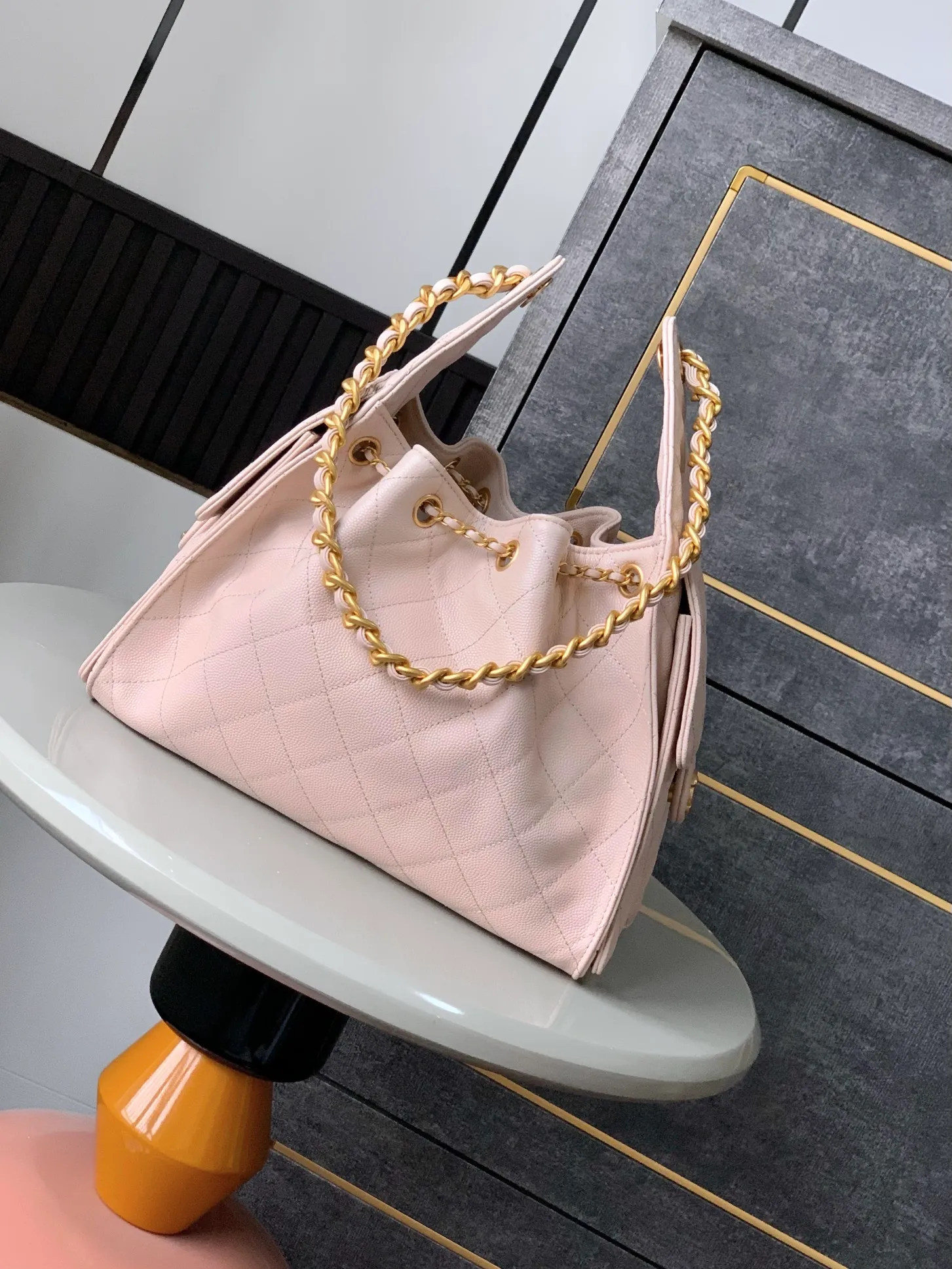 2025 Designer Leather Shoulder Bag – High-Quality Large Capacity Retro Underarm Purse with Chain & Embroidery - Image 5