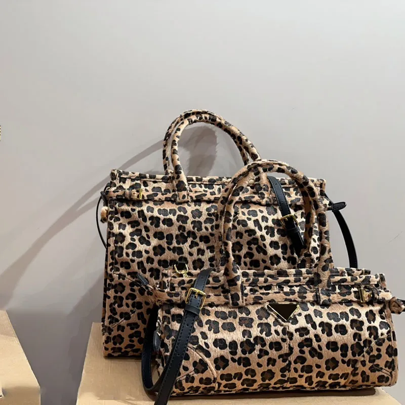 6d2ee77b-2b37-4c1f-b845-ce5c63fa6e6a