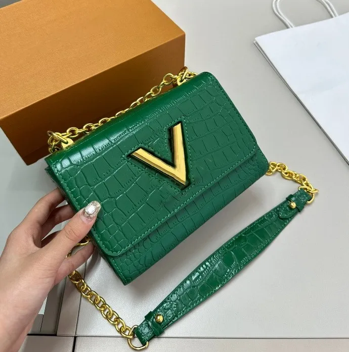 Crocodile-Embossed Leather Twist Shoulder Bag – Elegant Chain Strap & Spherical Design for Women - Image 5