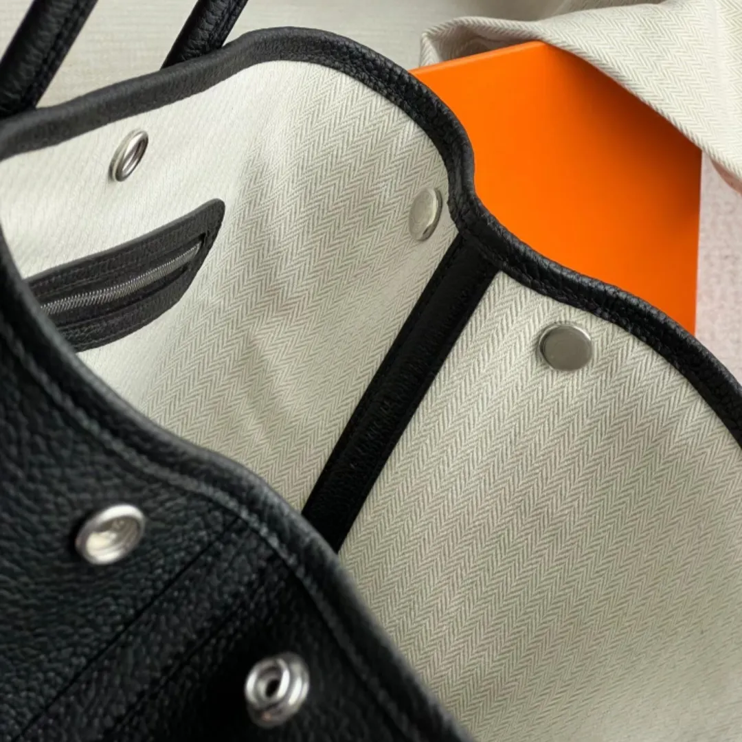 19A Classic Fashion Tote – Casual Commuter Handbag in Original Negonda Cowhide with Exquisite Button Detail (30cm / 36cm) - Image 7