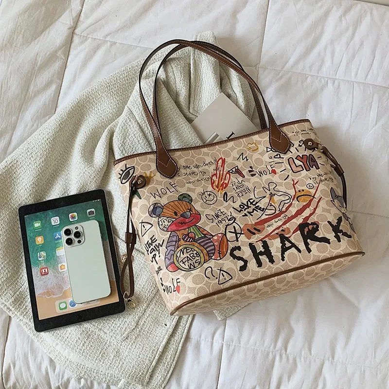 Luxury Graffiti Bucket Bag – Women’s Designer Tote with Bear Charm & Large Capacity Hand Bag - Image 4