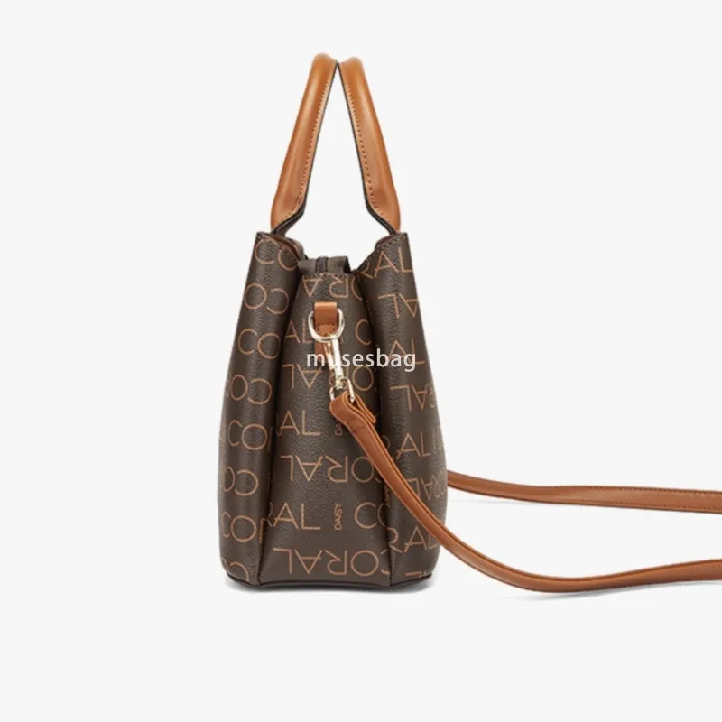 Designer Women's PU Leather Crossbody Bucket Bag – Large Capacity, Retro Style, Multi-Functional Handbag with Gold Accents - Image 4