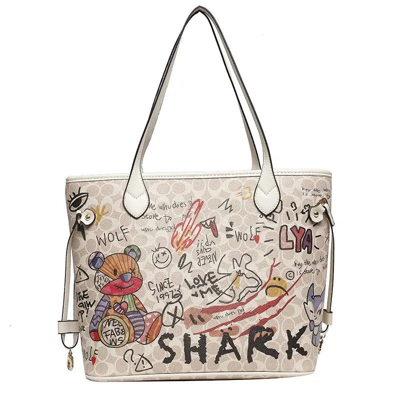 Luxury Graffiti Bucket Bag – Women’s Designer Tote with Bear Charm & Large Capacity Hand Bag - Image 7