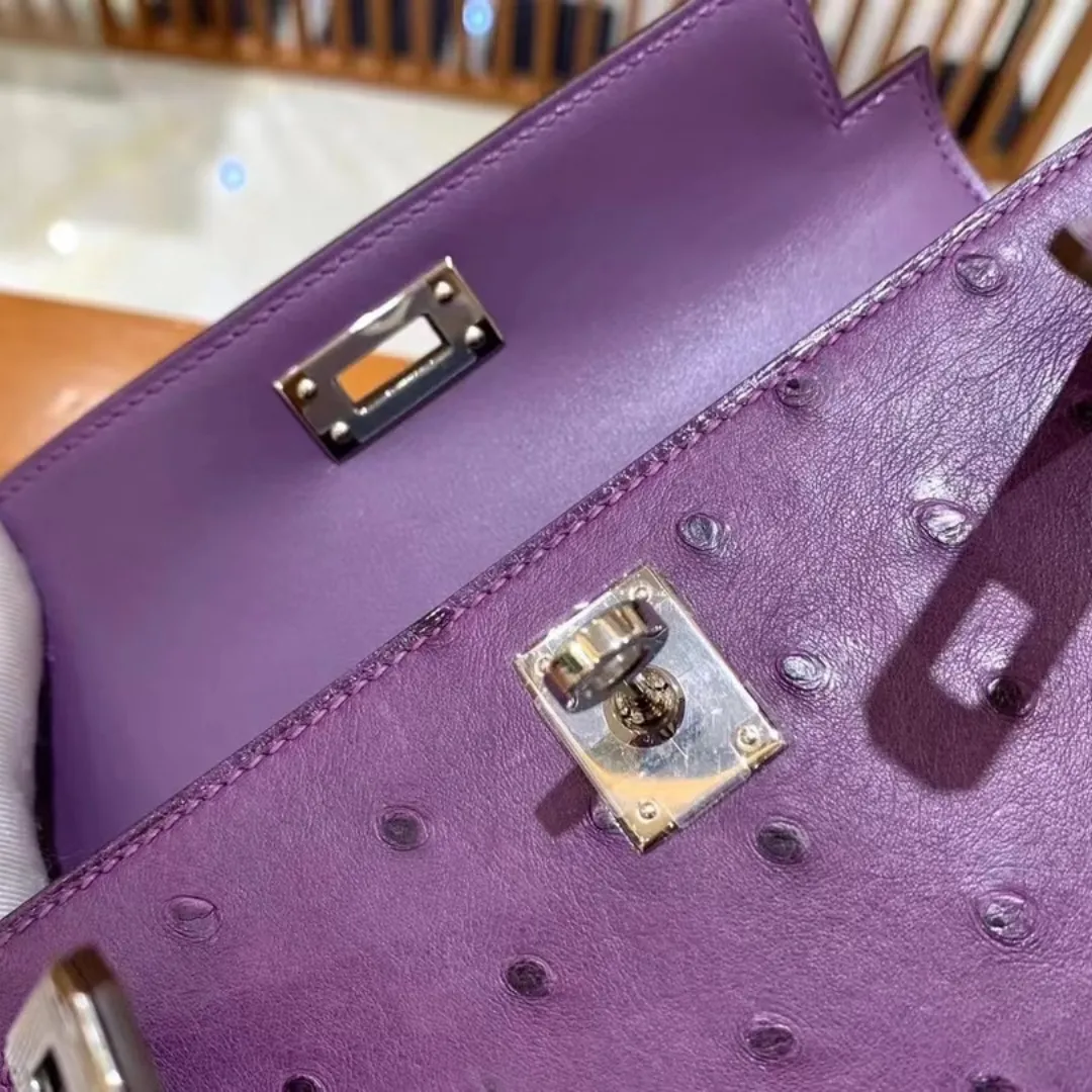 Luxury Mini Ostrich Leather Handbag – Fully Handmade Designer Crossbody & Shoulder Bag with 24K Gold Finish - Image 3