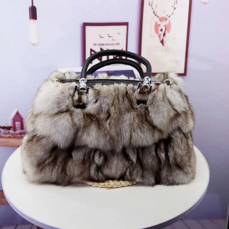 Luxury Natural Fox Fur Handbag – Elegant Handheld & Shoulder Bag for Women