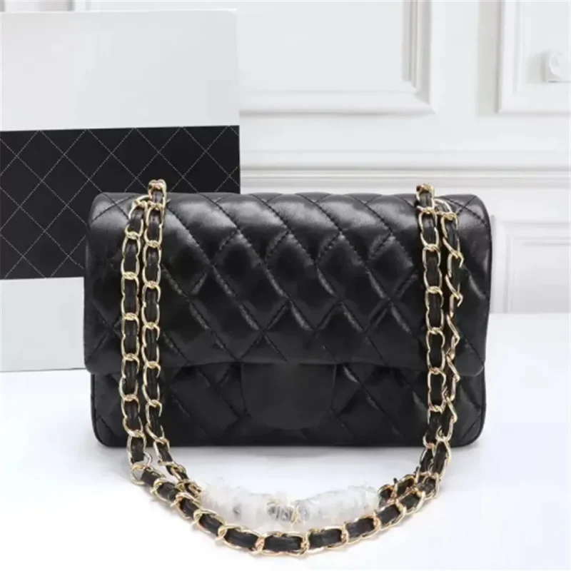 ffa074bb-b37e-411b-a134-c476ec43bdee