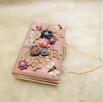 Pearl Flower Bridal Clutch – Elegant Wedding & Prom Evening Bag with Dragonfly Charm (20cm x 15cm) - Image 8